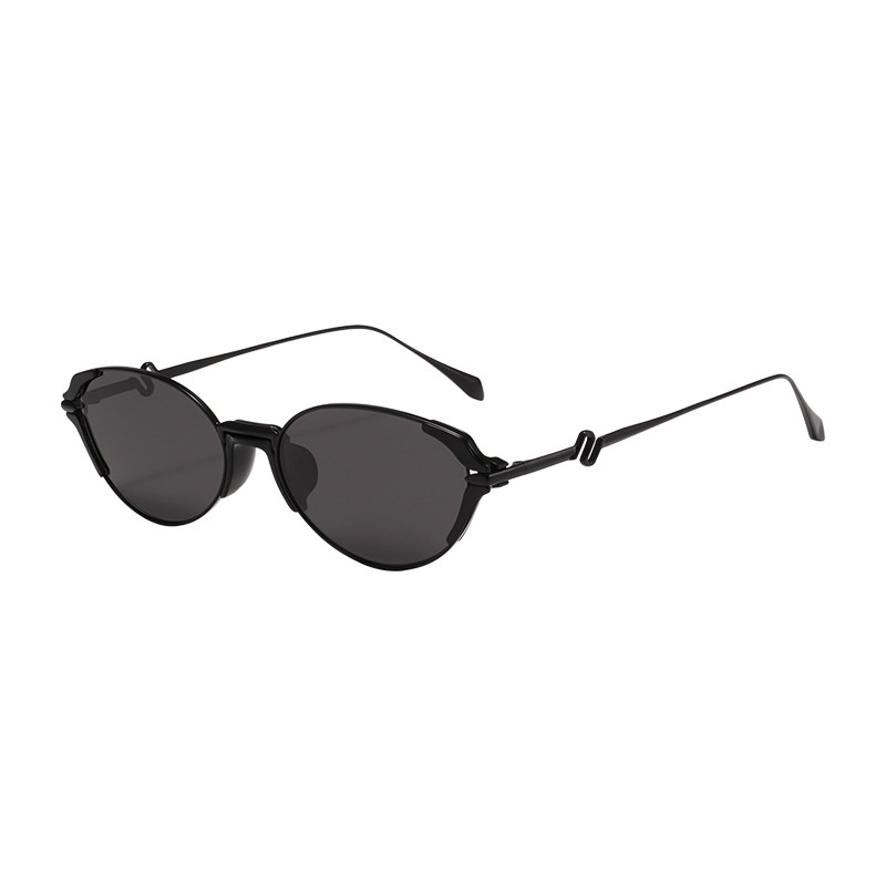 Women’s Retro Fashion UV Polarized Sunglasses