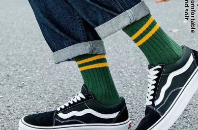 Men's Mid-calf Autumn And Winter Sweat Absorbing And Deodorant Socks