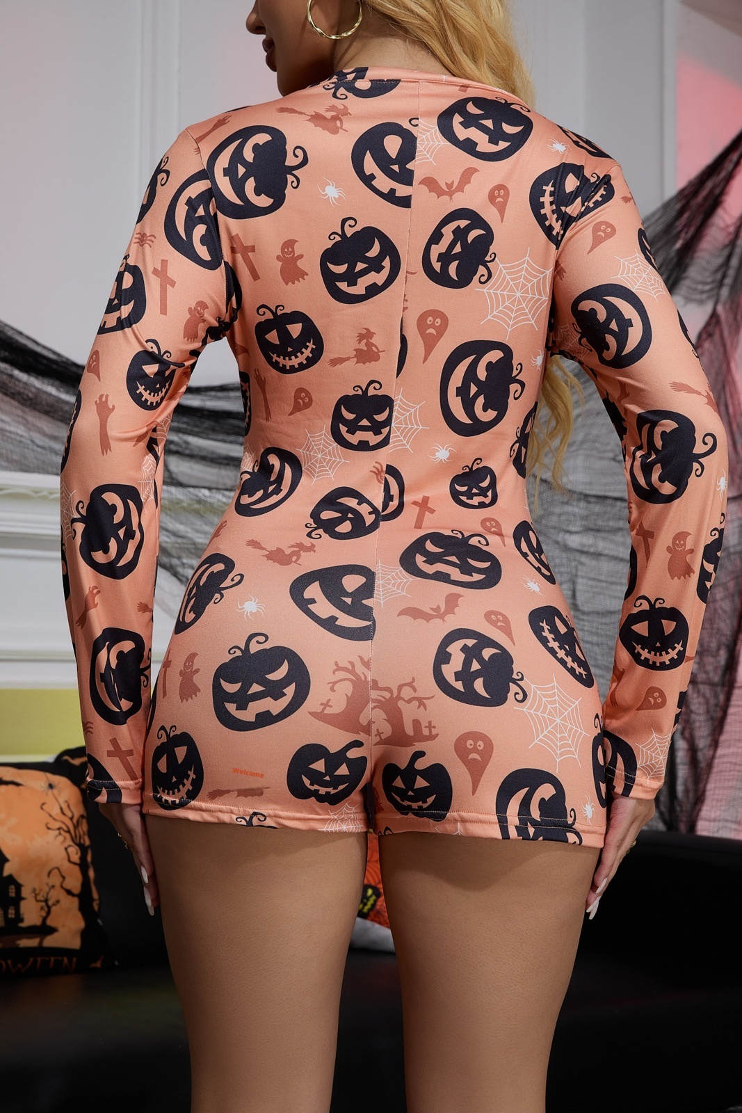 Fe09343b 6ba2 4850 88e7 0bcd50b871ab Trans