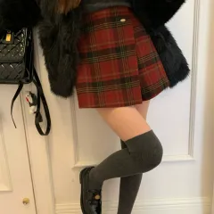 Winter Plaid Woolen Pants And Skirts To Prevent Exposure, Lazy A-line Short Skirts And Shorts - Red - View 1