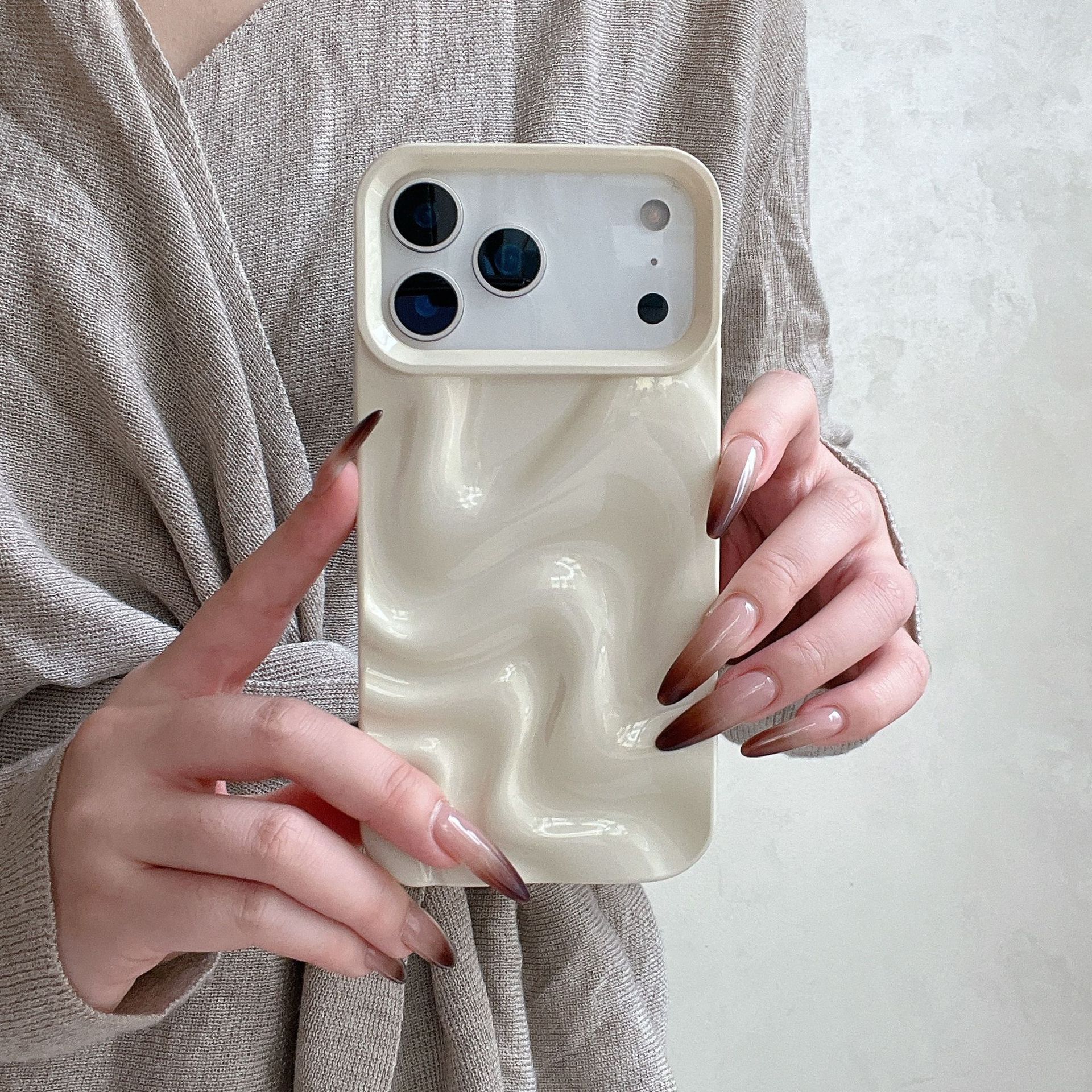 Korean-style Simple Ins Three-dimensional Water Ripple Soft Shell