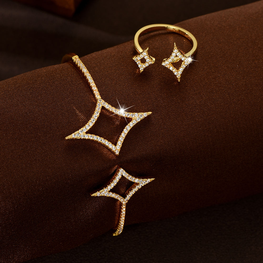 Bracelet en forme d'étoile — Élégance et charme - image 4