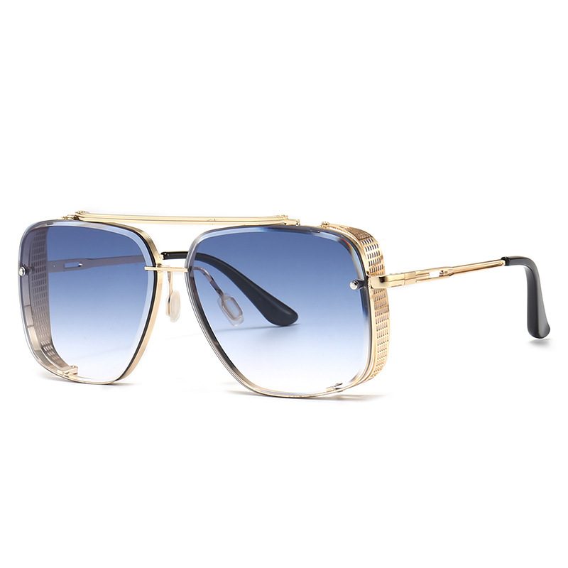Street Shot Big Sunglasses - Image 5