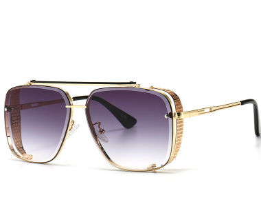 Street Shot Big Sunglasses - Image 2