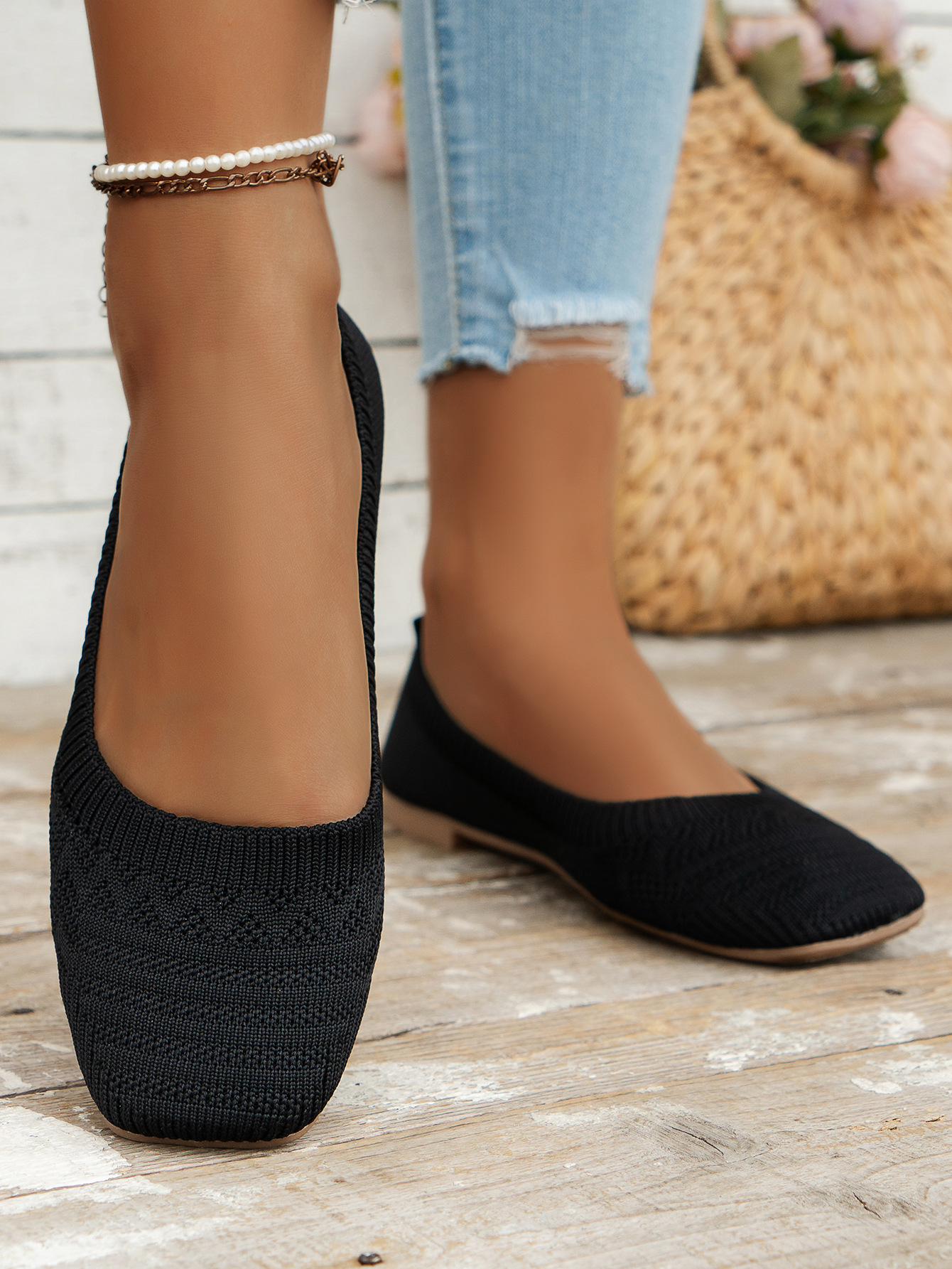 Women’s Knitted Slip-On Shoes