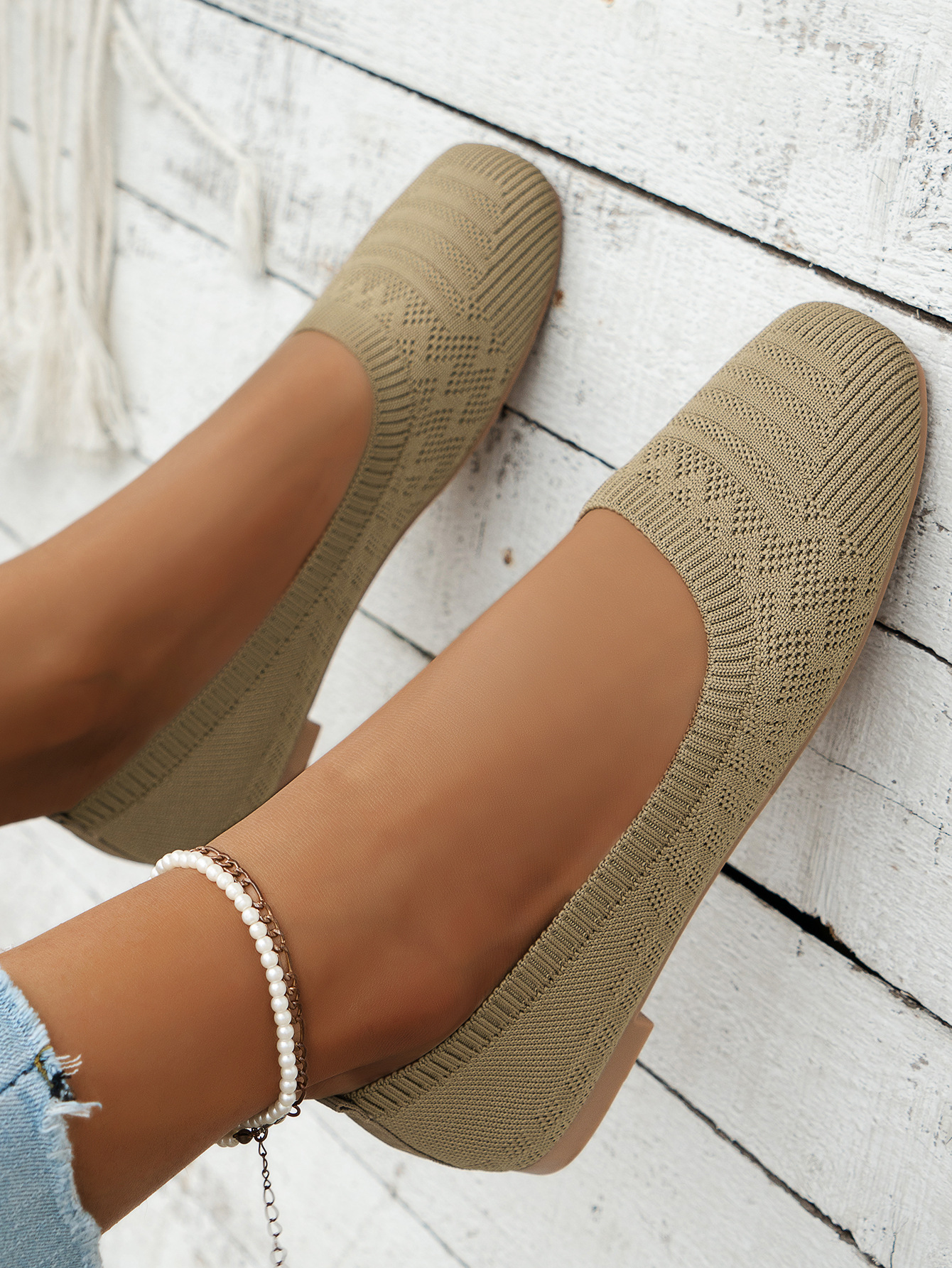 Women’s Knitted Slip-On Shoes