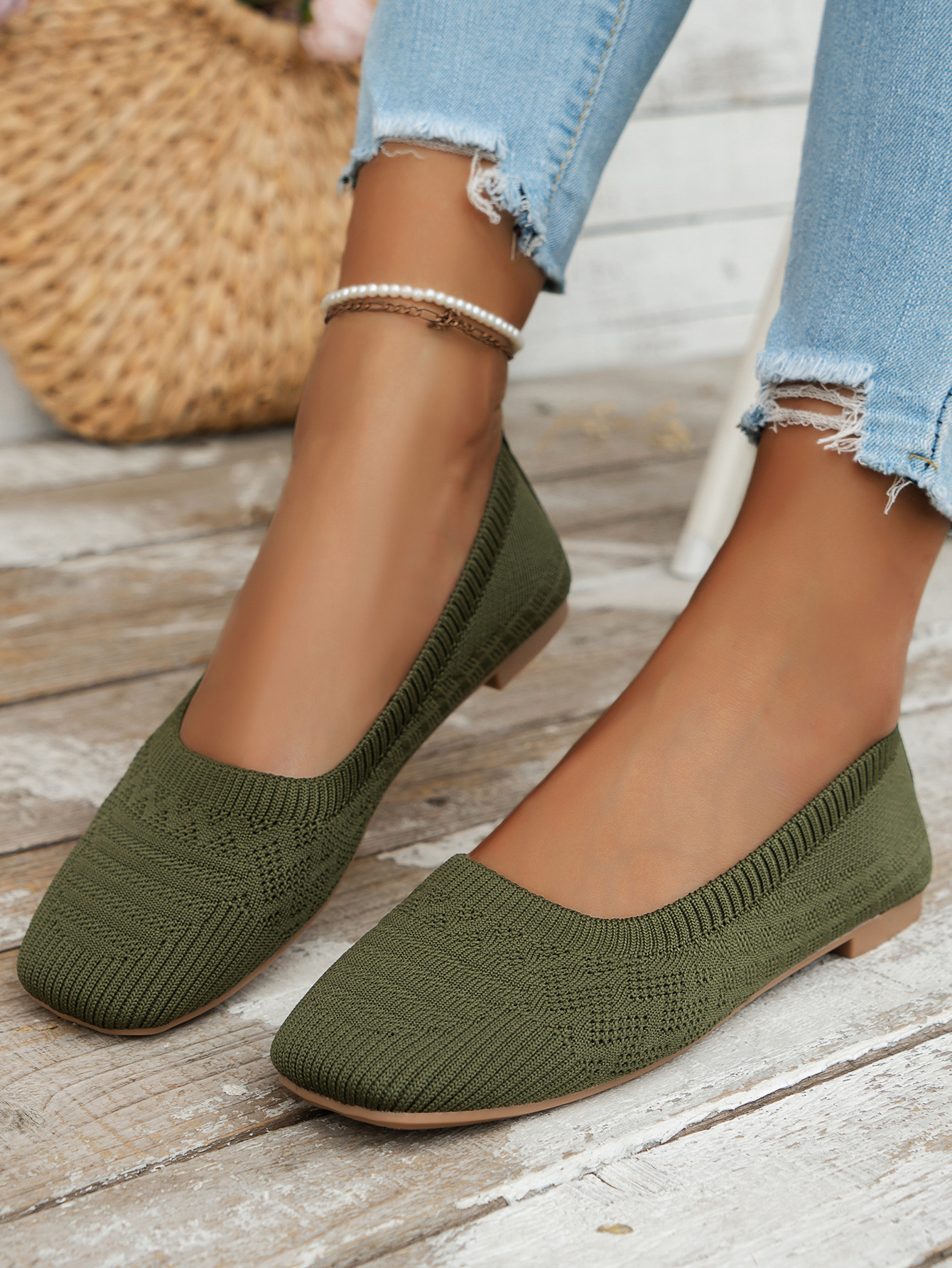 Women’s Knitted Slip-On Shoes