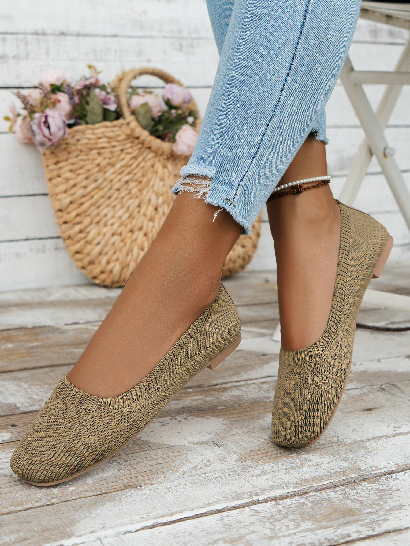 Women’s Knitted Slip-On Shoes