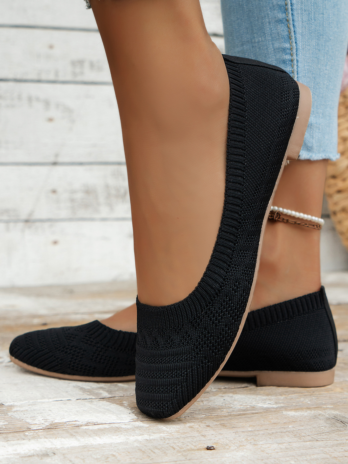 Women’s Knitted Slip-On Shoes