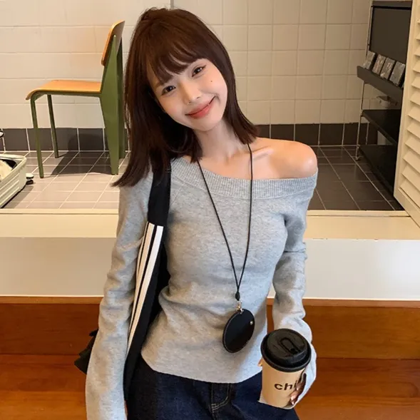 Gray Strapless Sloping Shoulder Long sleeve T shirt Women Gray - Shop at LoveMi
