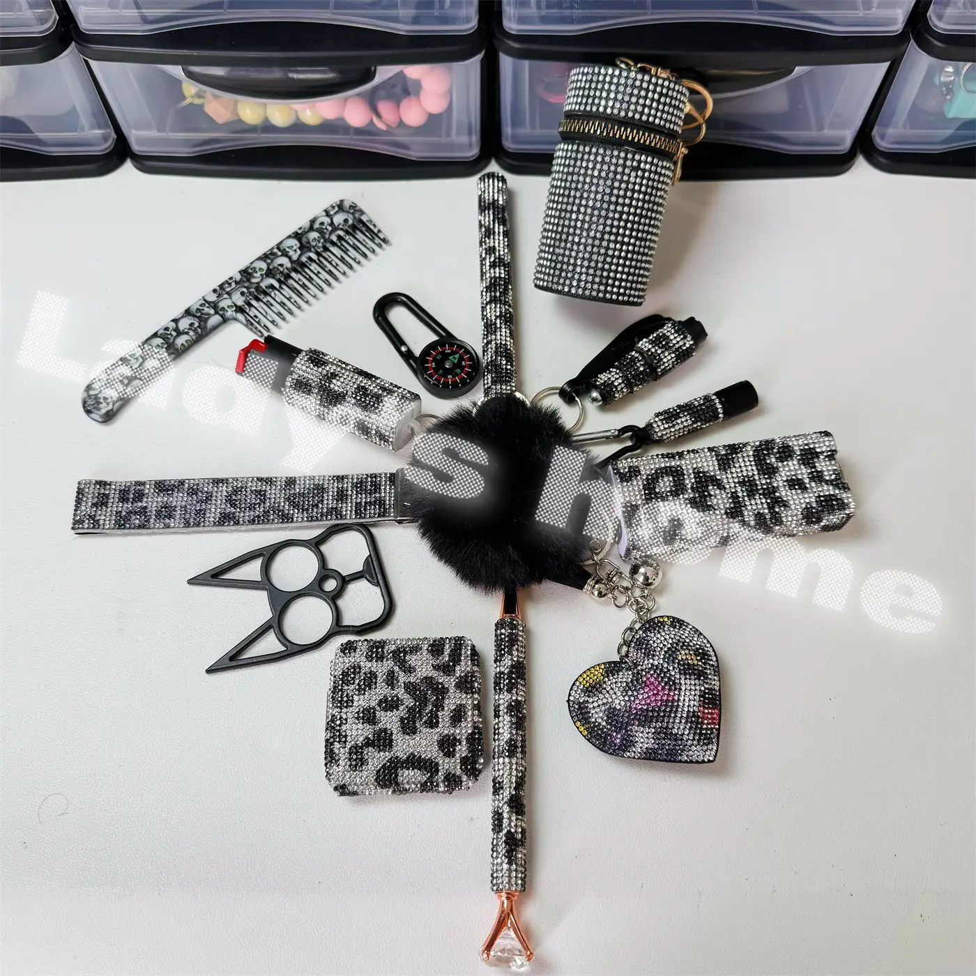 Vintage Leopard Print Theme Discreet Comb Set