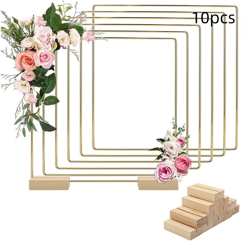 Square Metal Garland Center Ornament With Wood Holder