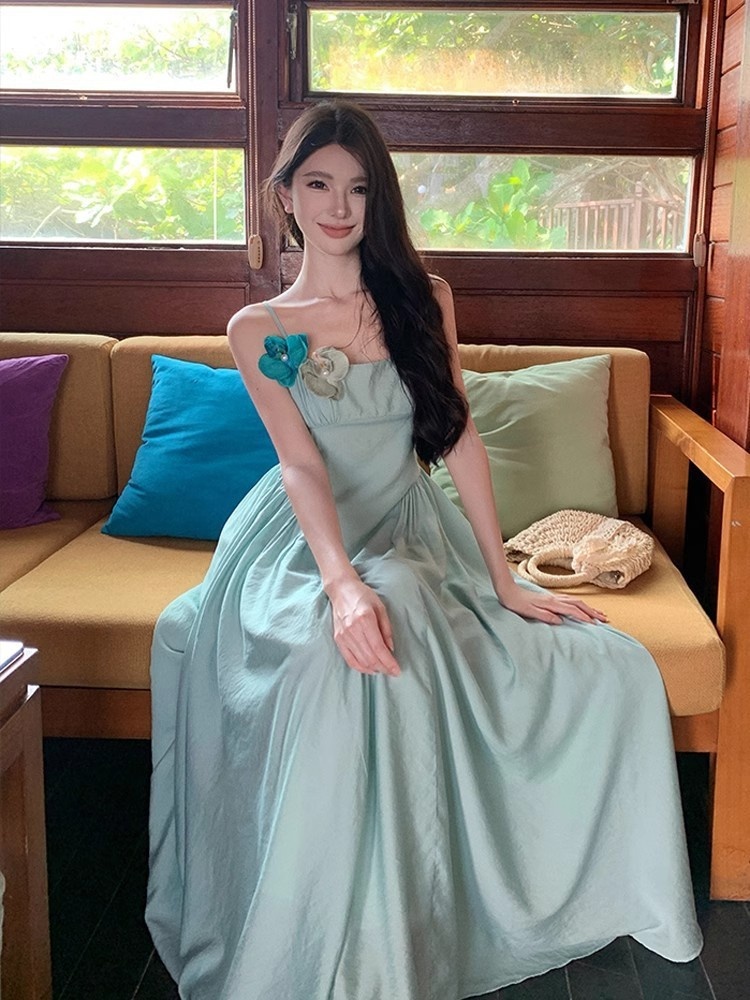 Flattering High-Waist Mint Green Flower Thai Strap Dress Flattering High-Waist Mint Green Flower Thai Strap Dress
