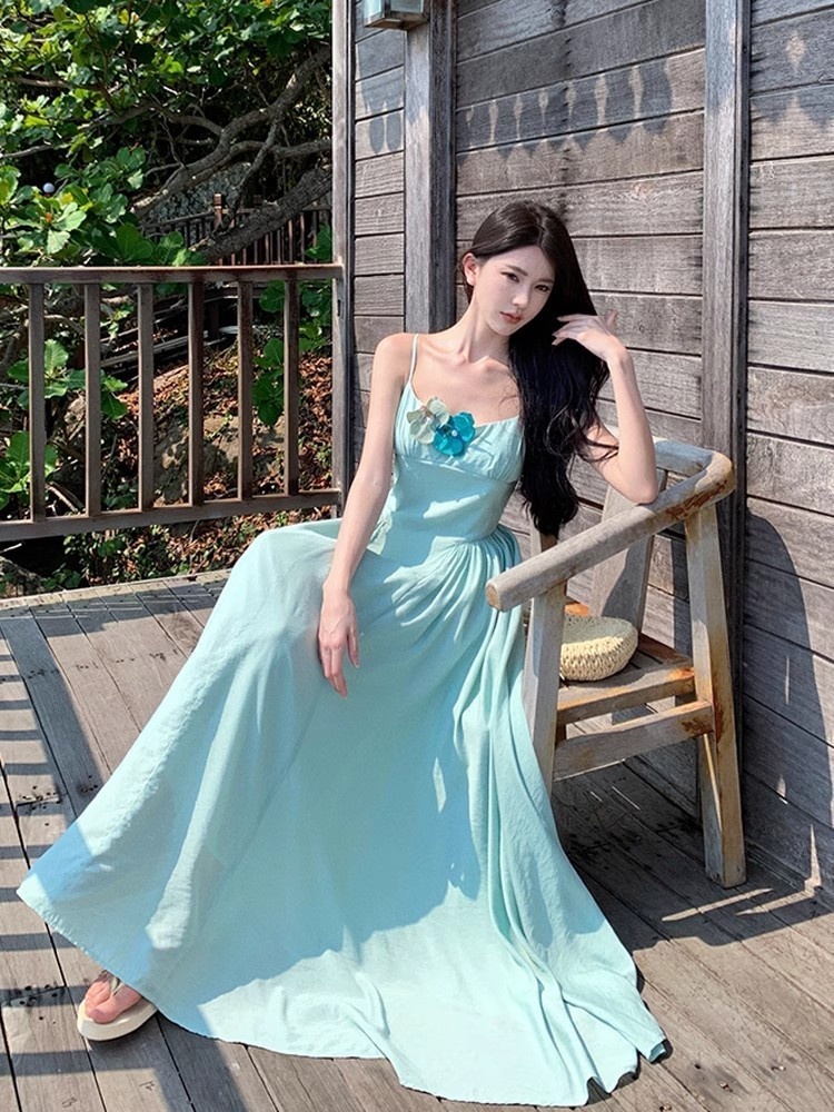 Flattering High-Waist Mint Green Flower Thai Strap Dress Flattering High-Waist Mint Green Flower Thai Strap Dress