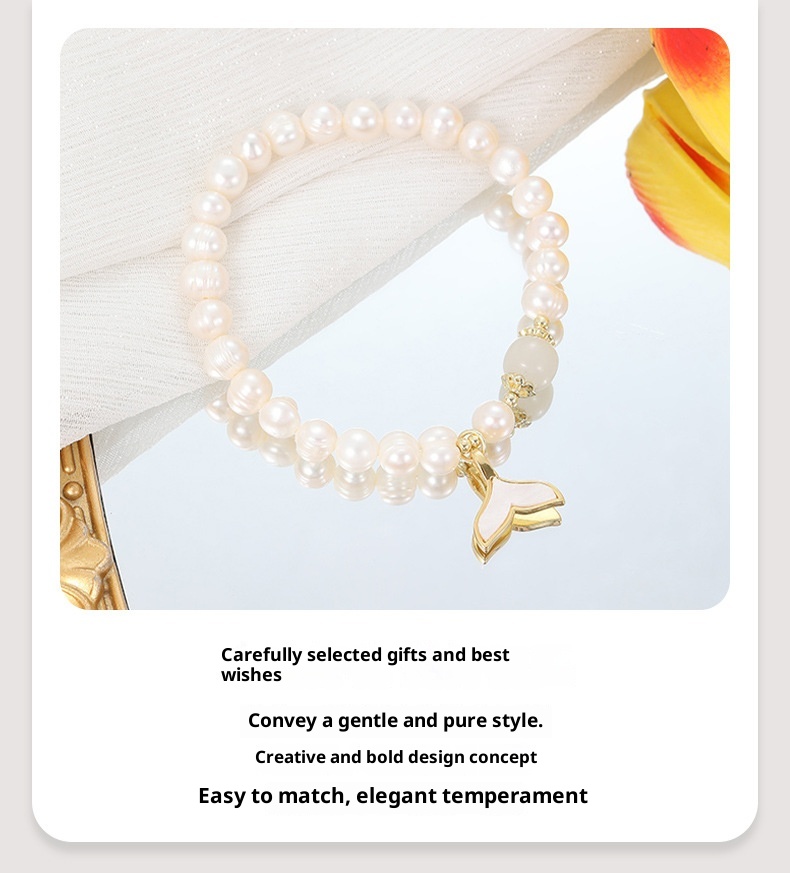 Handmade Pearl Bracelet Detail