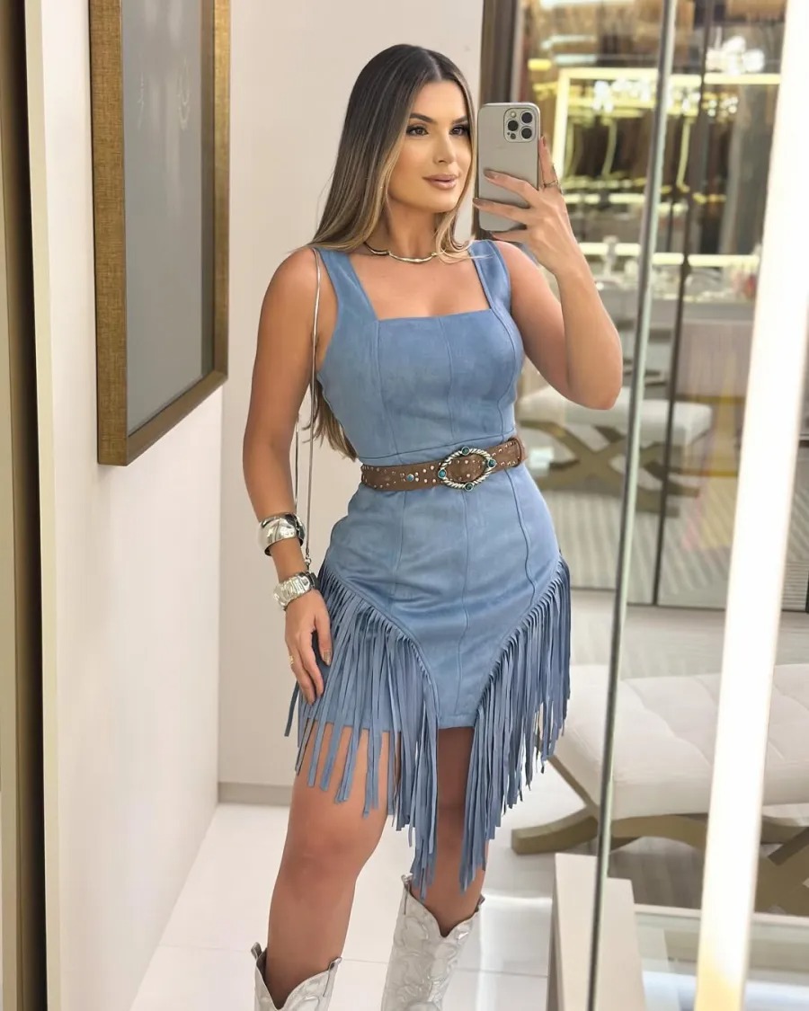 Buy Women's Clothing Online | Buy Trending Dresses for Women