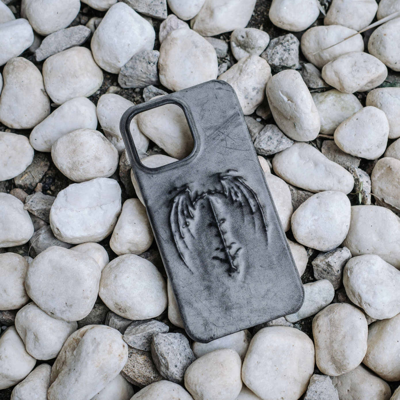 Retro Gothic Vampire Bat Wing Embossed Dark Style Phone Case