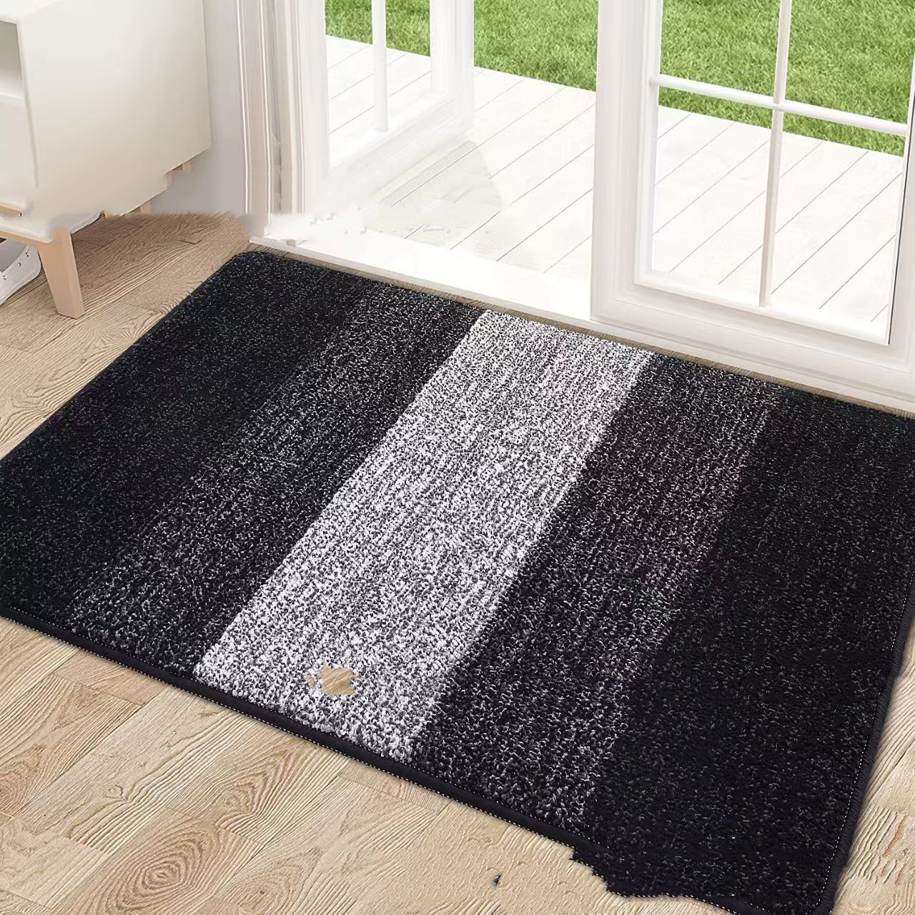 Soft And Absorbent Bathroom Floor Mat Black - Shop at LoveMi