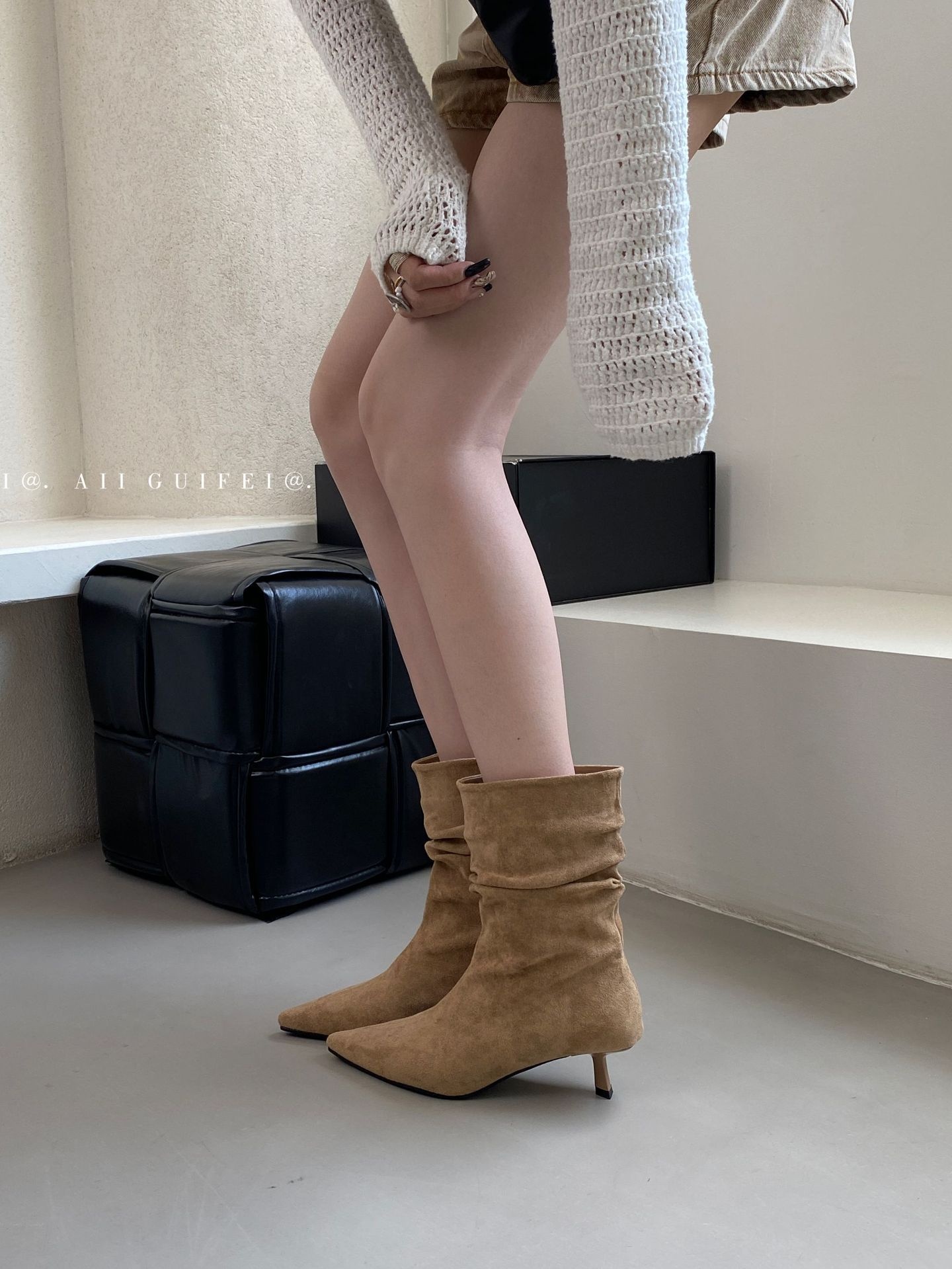 Pointed Toe Mid-Calf High Heel Boots