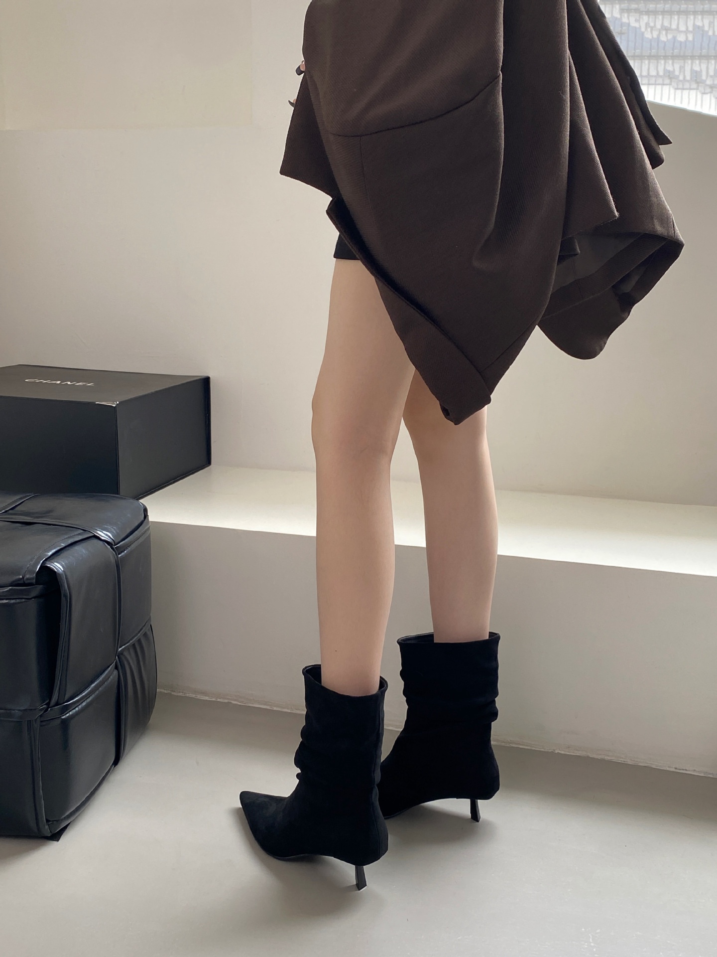 Pointed Toe Mid-Calf High Heel Boots