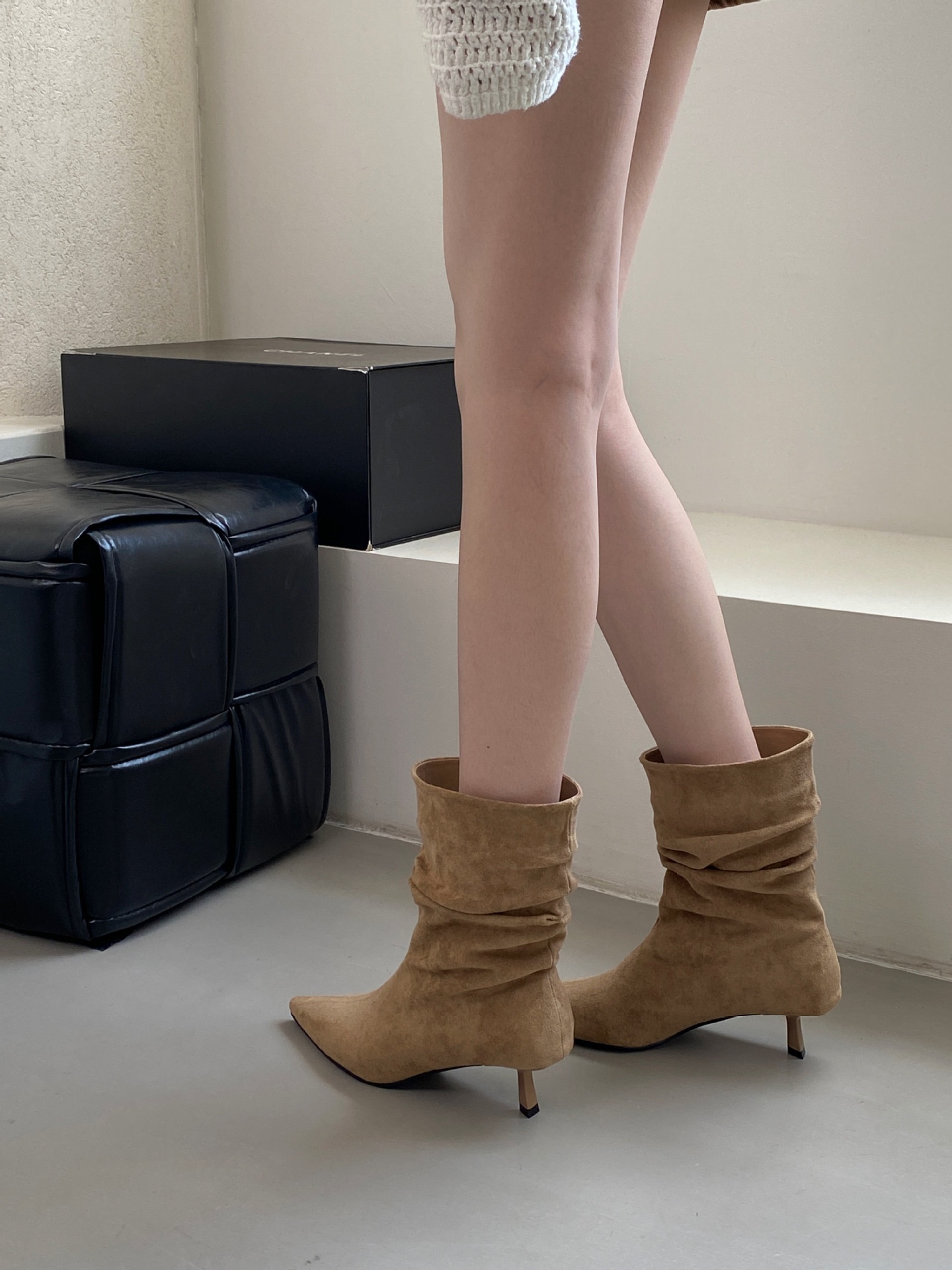 Pointed Toe Mid-Calf High Heel Boots