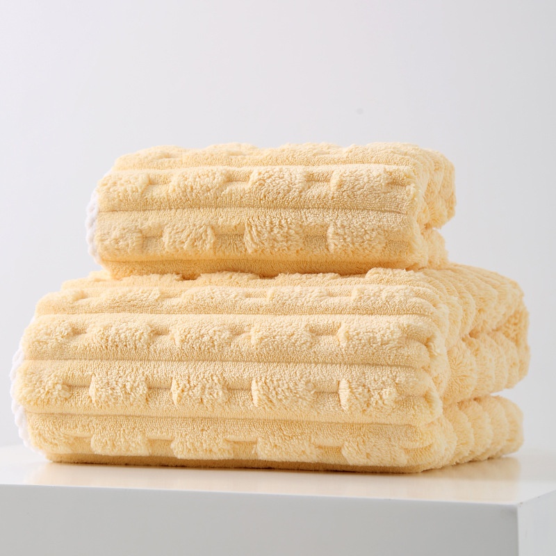 Thickened And Oversized Towel For Face Wash Coral Velvet