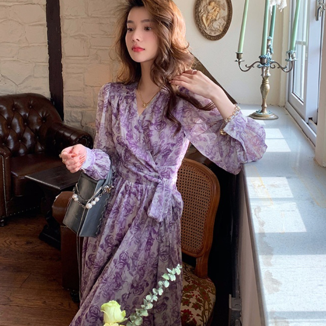 Light colored Flared Sleeves With Ruffled Vintage Lady Flare Violet Purple - Shop at LoveMi