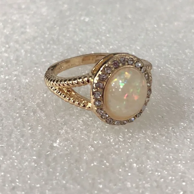 Fashion Gold Inlaid Zirconium Women's Ring Gold - Shop at LoveMi
