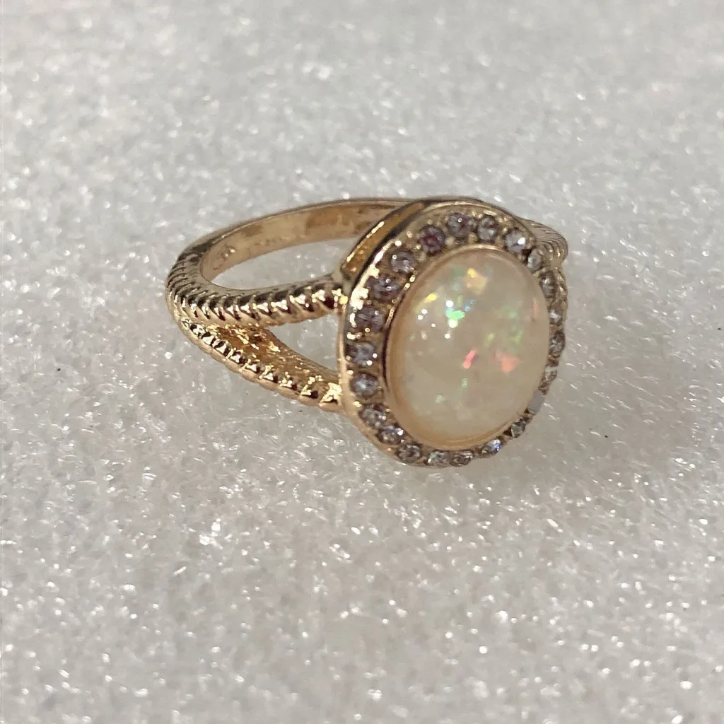 Fashion Gold Inlaid Zirconium Women's Ring - Gold