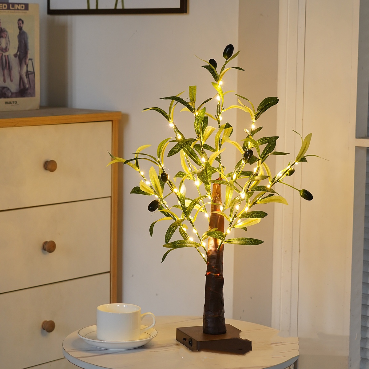 Green Leaf LED Tree Lamp Bedroom Room Decor Table Lamp - Image 1
