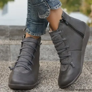 Women's Plus Size Flat Side Zipper Short Fashion Boots - Gray