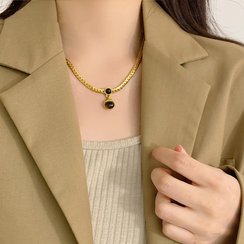 Vintage Tiger Eye Pendant Necklace For Women - Jewelry & Watches