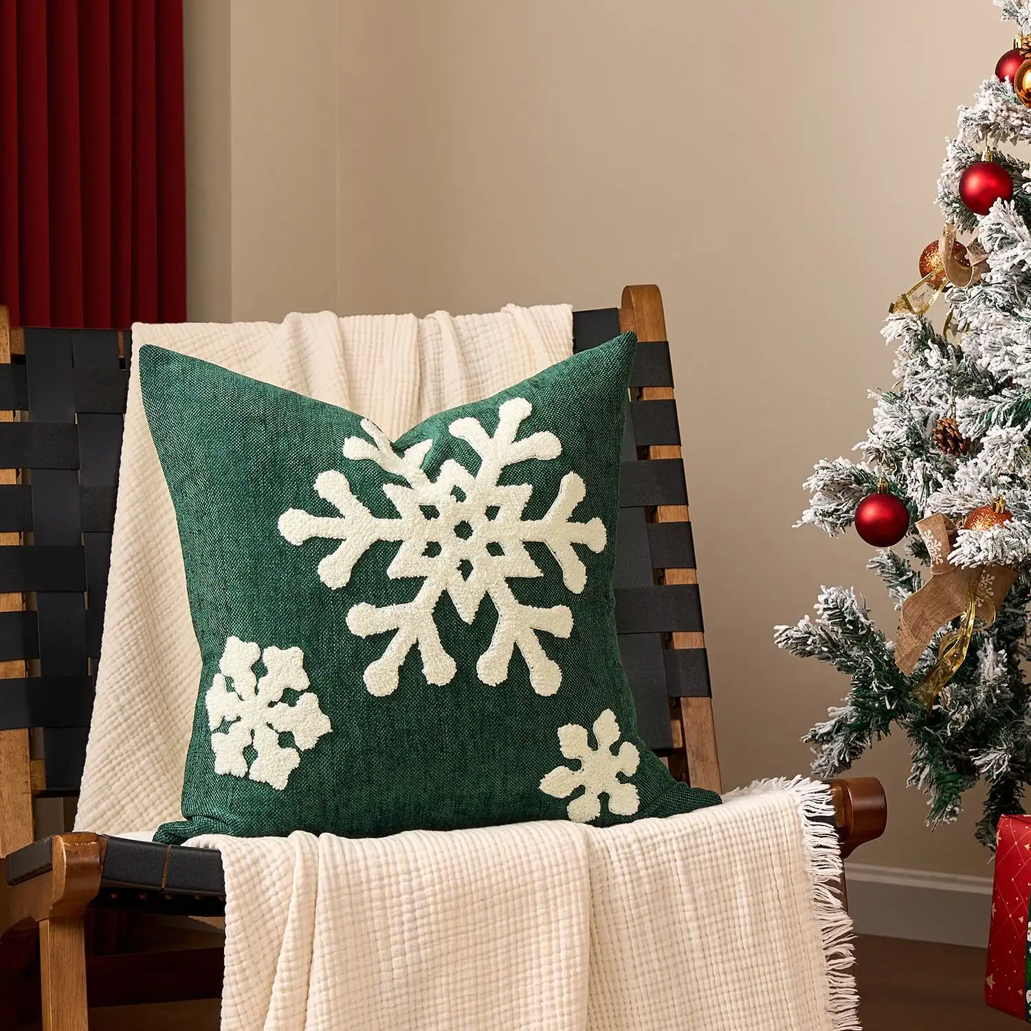 Year And Christmas Sofa Cushion Cover With Snowflake Embroidery Pillowcase