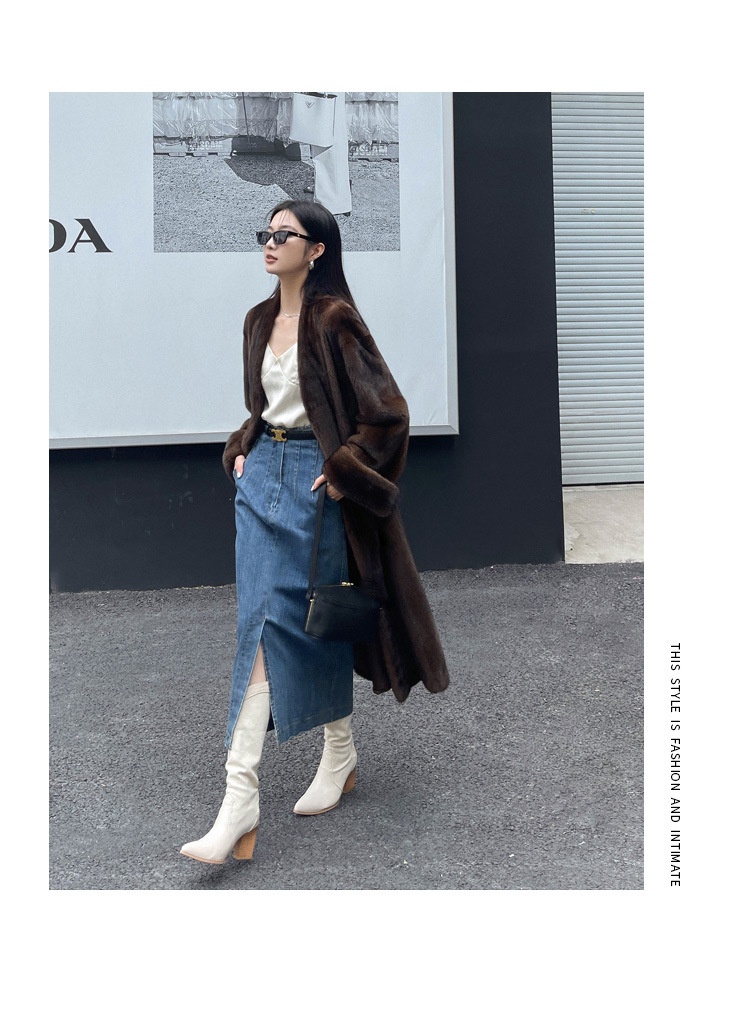 Buy Women's Clothing Online | Buy Trending Dresses for Women