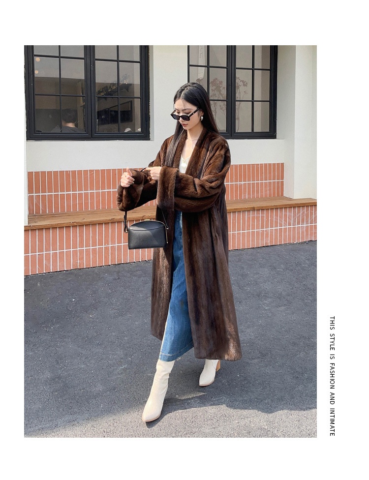 Buy Women's Clothing Online | Buy Trending Dresses for Women