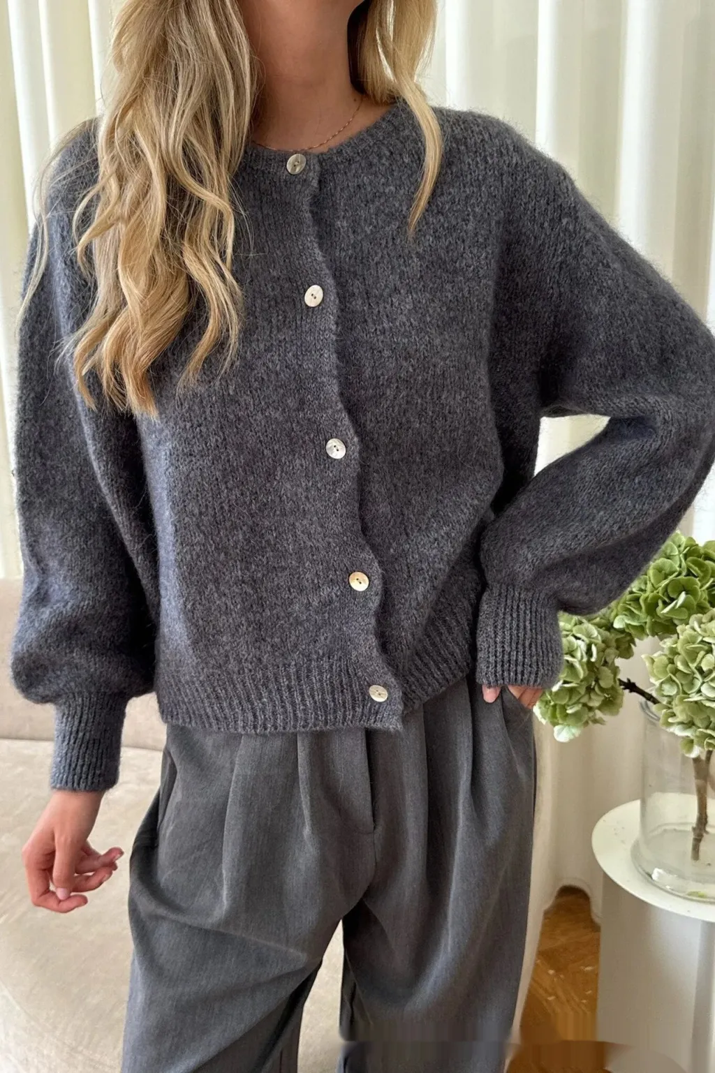 Loose-fitting Vintage Women's Sweater Coat - Dark Gray