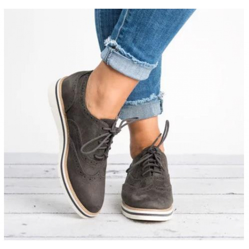 Women’s Retro British-Style Casual Shoes