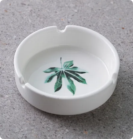 Ceramic Ashtray Custom Smoke Saucer Trend Office Ashtray Maple Leaf - Shop at LoveMi