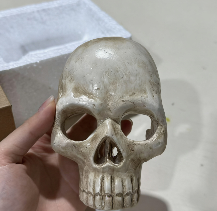 Skull-shaped Night Light With Adjustable Ambiance - Image 4