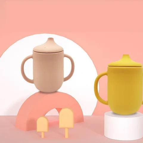 New Product Silicone Baby Drinking Cup with Straw Leak-proof