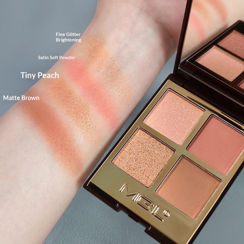 Matte And Pearly Everyday Earth-tone Quad Eyeshadow 4