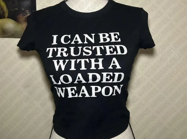 Sexy And Fashionable Women's Short Figure hugging Crop Top With Letter Print Black - Shop at LoveMi