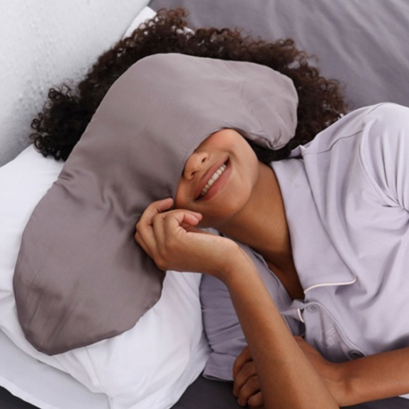 Widened European And American Tech Gravity Eye Mask