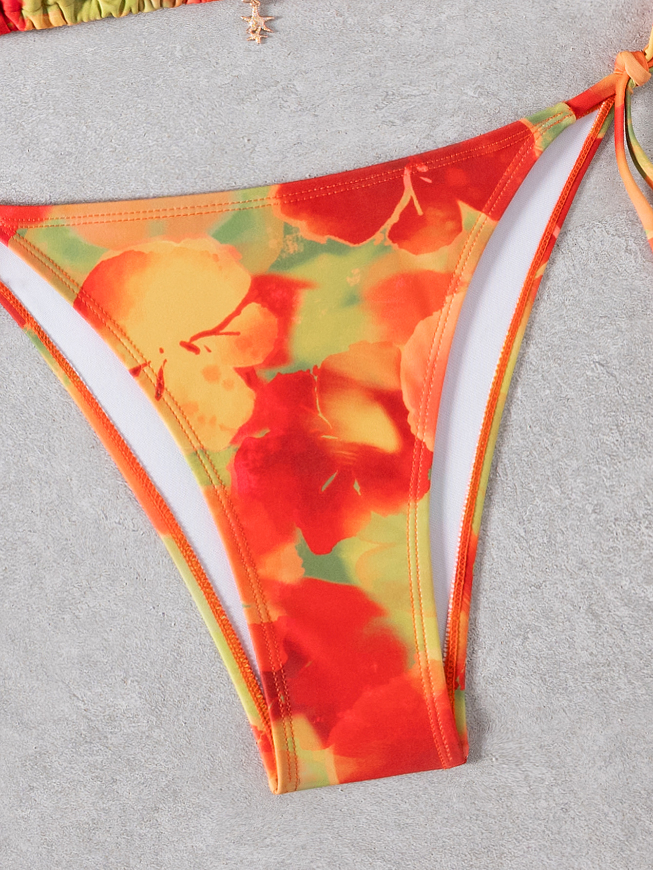 Buy Women's Clothing Online | Buy Trending Dresses for Women