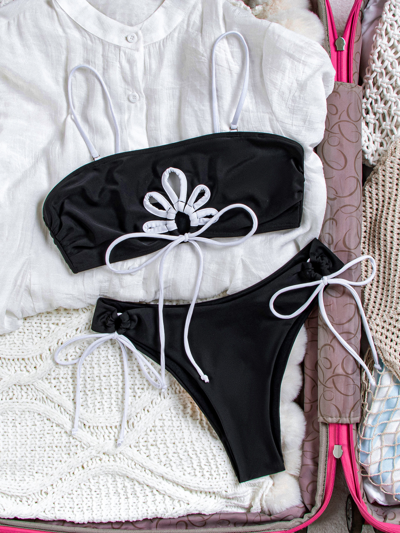 Buy Women's Clothing Online | Buy Trending Dresses for Women