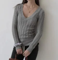 V-neck Spicy Girl-style Long-sleeve Sweater With A Regular Shoulder Line - Gray - View 1