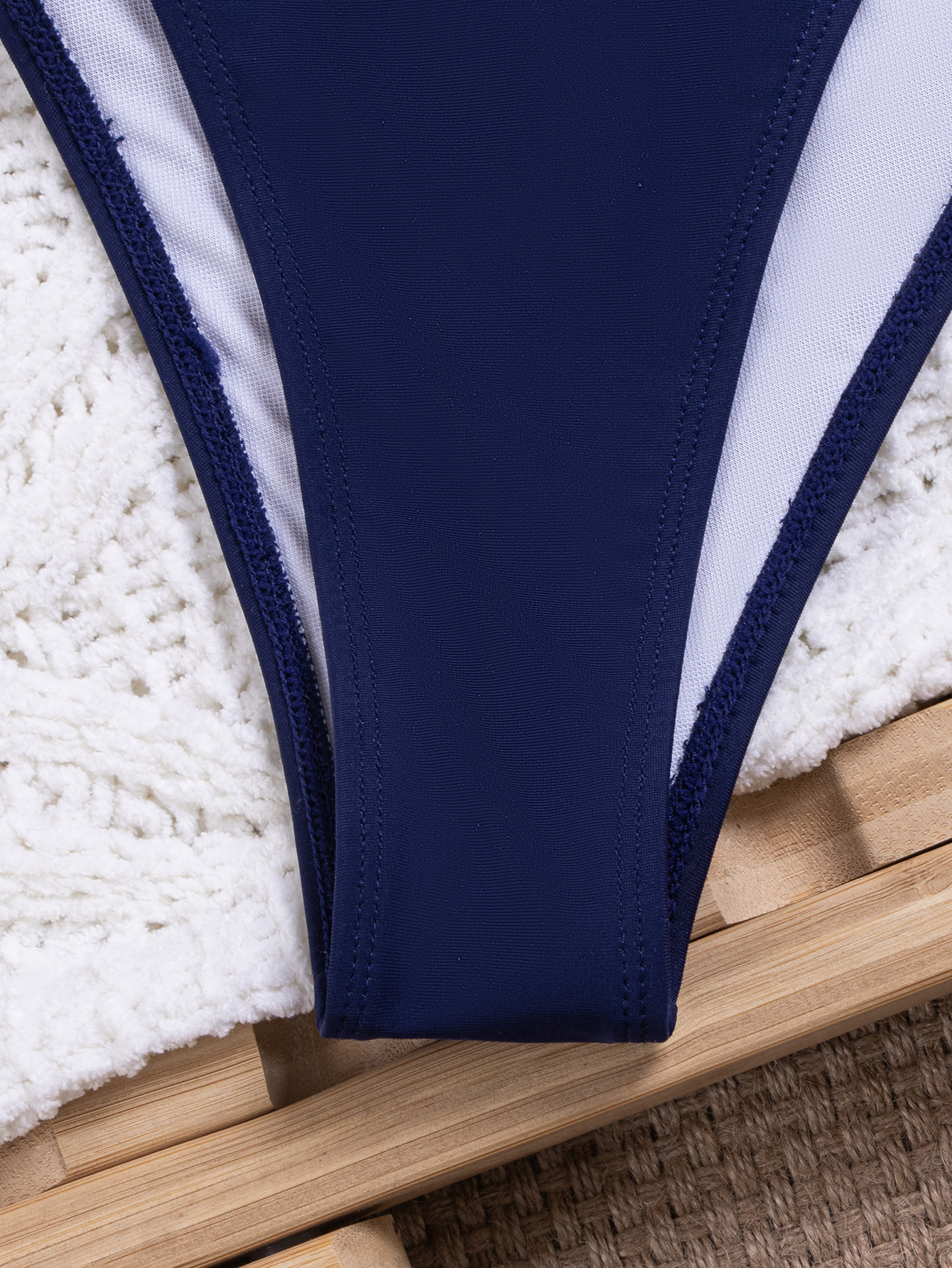 Buy Women's Clothing Online | Buy Trending Dresses for Women