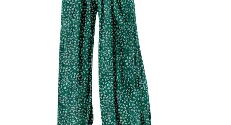 Printed Overalls With Pleated Pockets