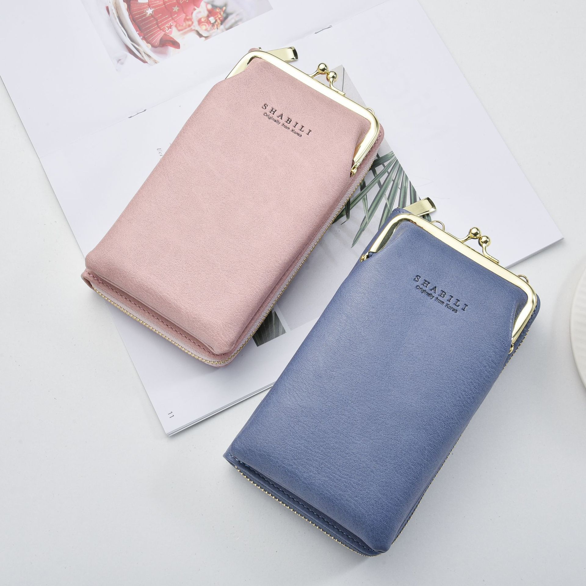 Large-capacity Crossbody Shoulder Bag With Zippered Storage