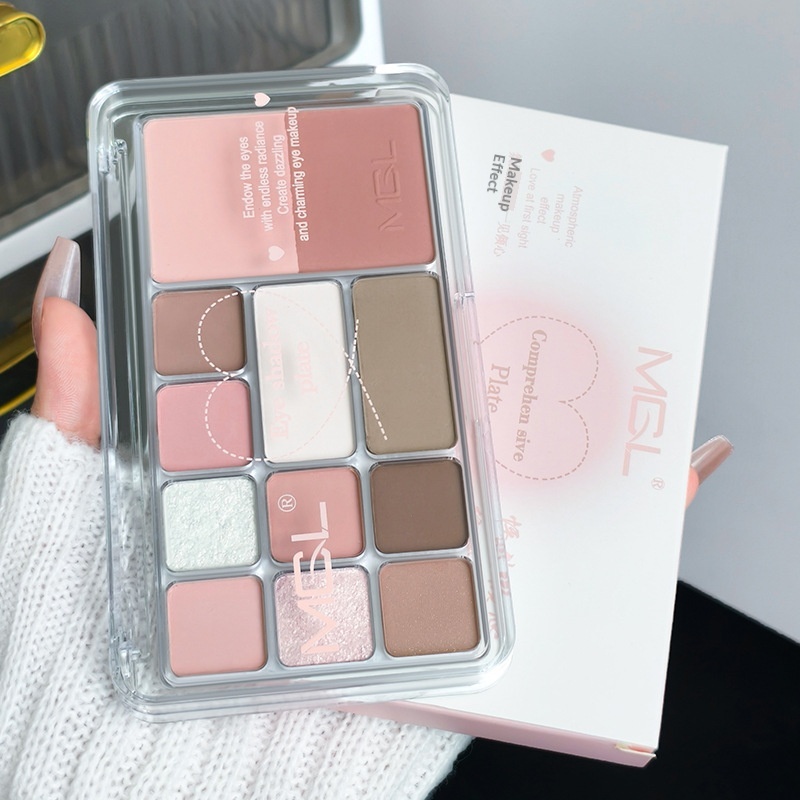 Love At First Sight All-in-One Powder Palette 12 Shades For Everyday AutumnWinter Makeup
